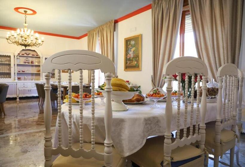 בית מלון כפרי Agriturismo Cantina Morone