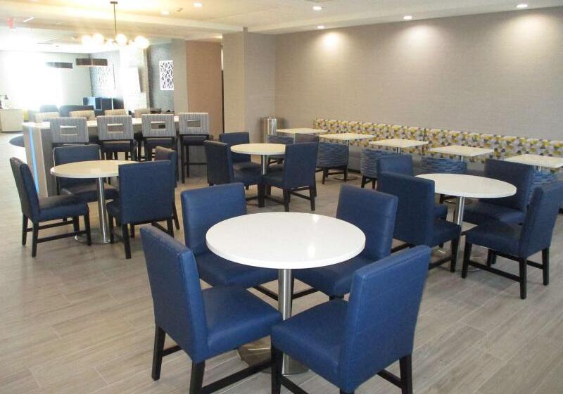 فندق Best Western Plus Choctaw Inn & Suites