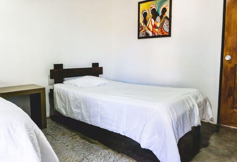 فندق Cabinas El Prado