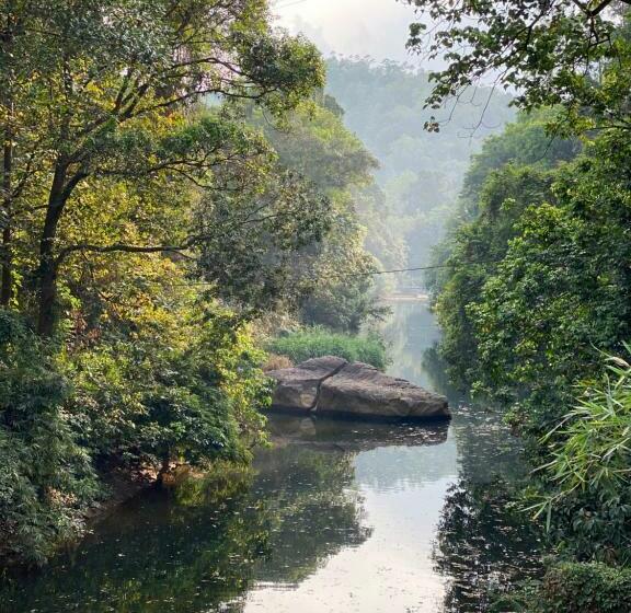 فندق Forest Shade Eco Resort