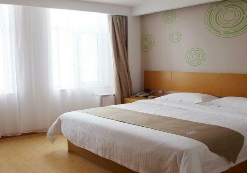 فندق Greentree Inn Jinan Licheng District Fenghuang Road High Speed Railway East Station Express