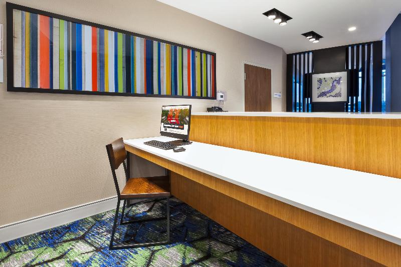 בית מלון כפרי Holiday Inn Express & Suites   Cedar Springs   Grand Rapids N, An Ihg