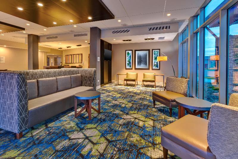 בית מלון כפרי Holiday Inn Express & Suites   Cedar Springs   Grand Rapids N, An Ihg