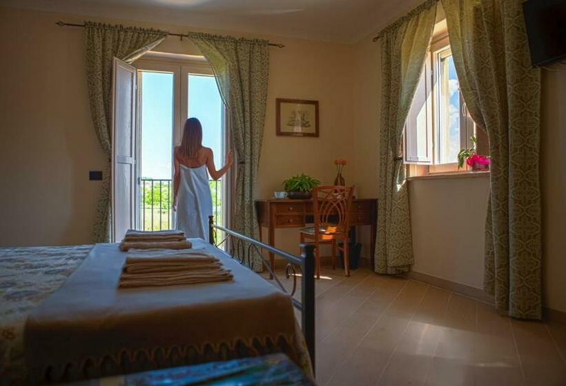 ホテル Il Poggio Degli Antichi Sapori