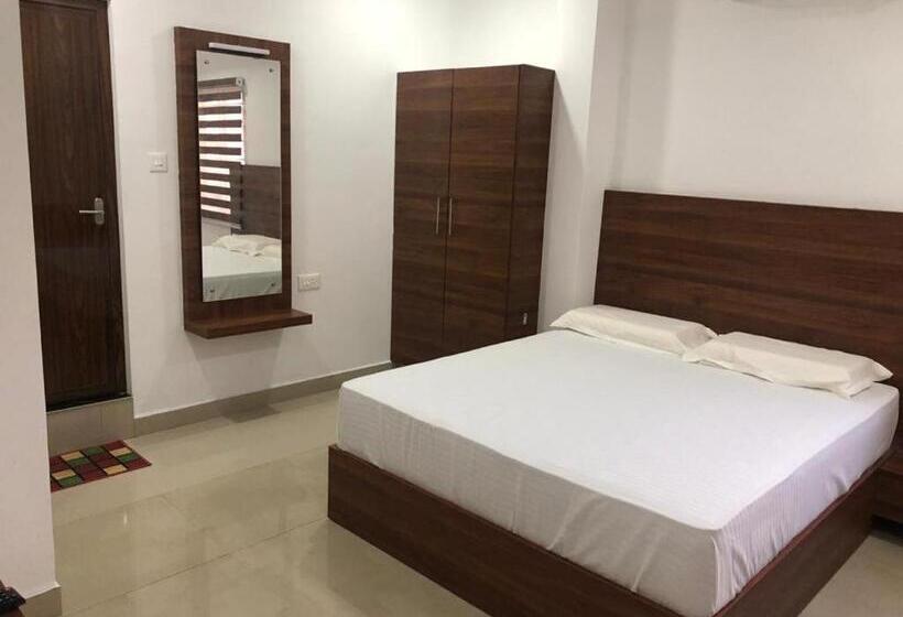 فندق Kannamundayil Residency
