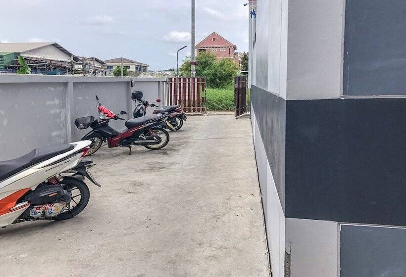 Отель K&k Apartment