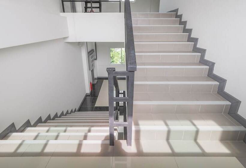 Отель K&k Apartment