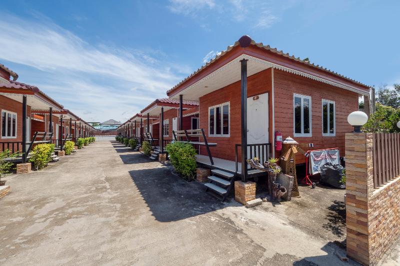 בית מלון כפרי Oyo 1166 Train Way Resort