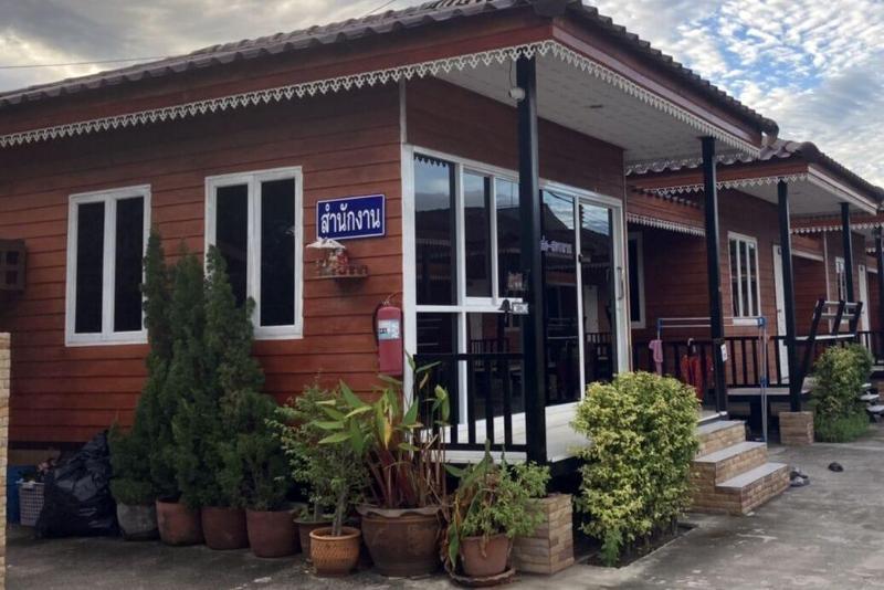 בית מלון כפרי Oyo 1166 Train Way Resort