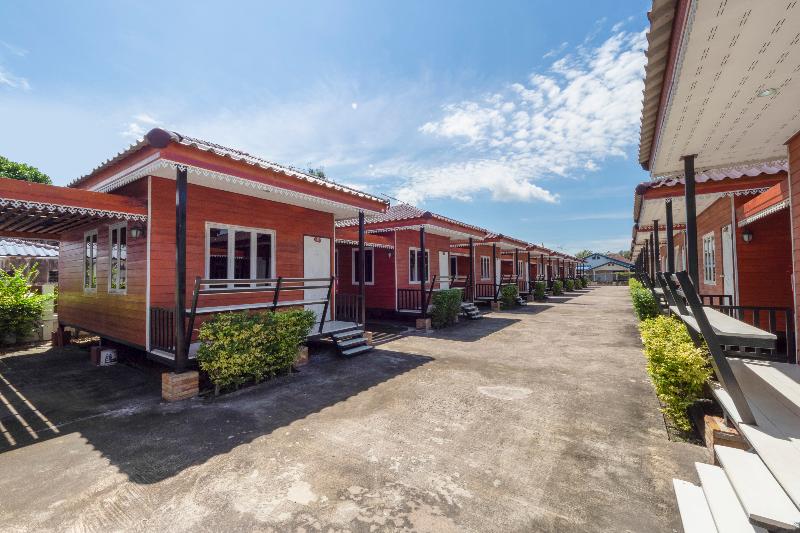 בית מלון כפרי Oyo 1166 Train Way Resort