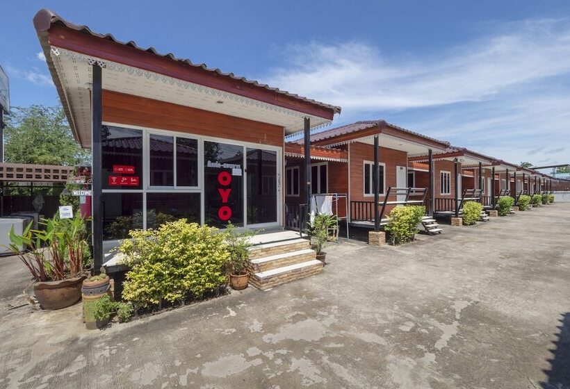בית מלון כפרי Oyo 1166 Train Way Resort