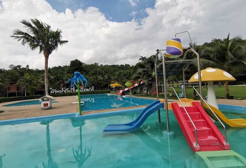 ホテル Oyo 1167 Ban Pa Rim Khuean