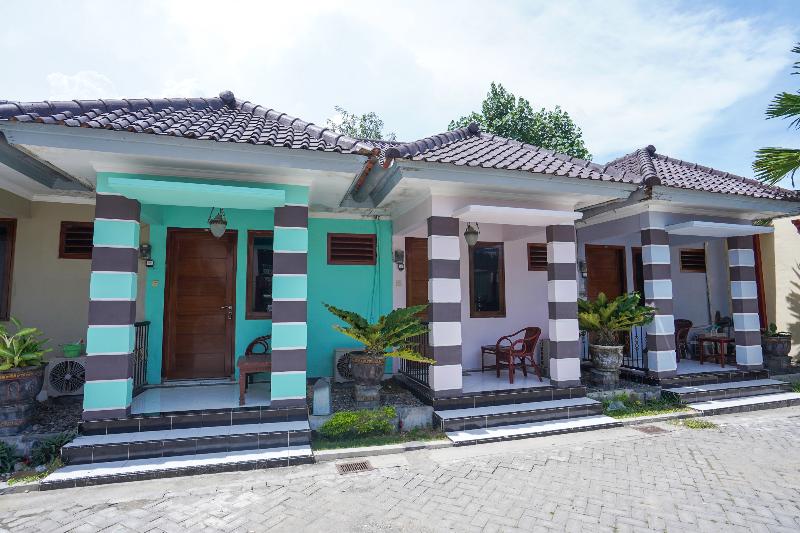 בית מלון כפרי Oyo 2715  Madinah Syariah