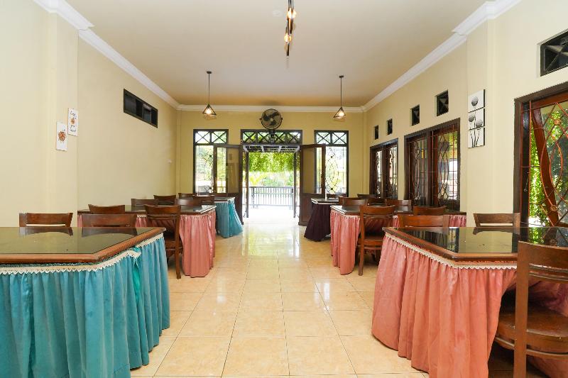 בית מלון כפרי Oyo 2715  Madinah Syariah