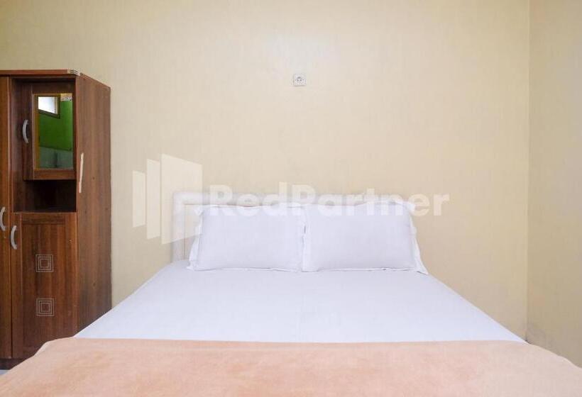 בית מלון כפרי Sido Langgeng Tawangmangu Mitra Reddoorz