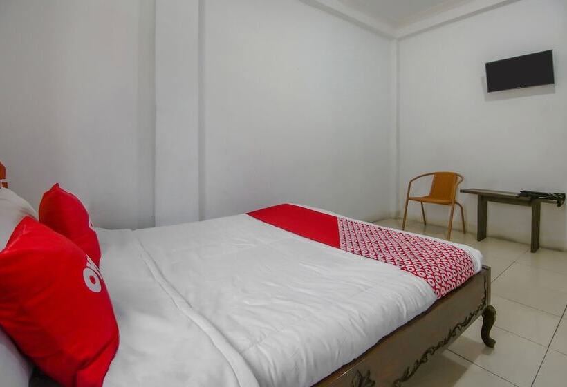 فندق Oyo 3242 Penginapan Saa Ada Syariah