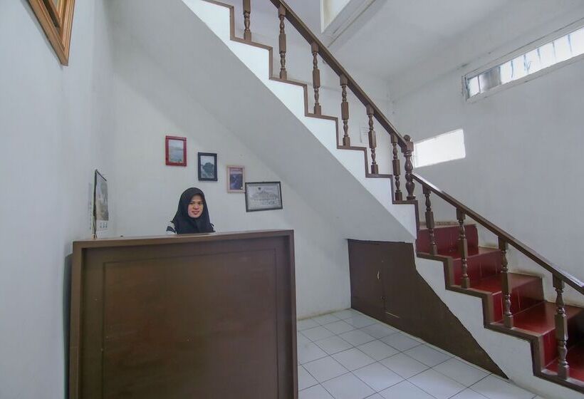 فندق Oyo 3242 Penginapan Saa Ada Syariah