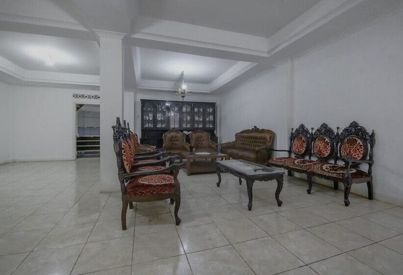 בית מלון כפרי Oyo 3242 Penginapan Saa Ada Syariah