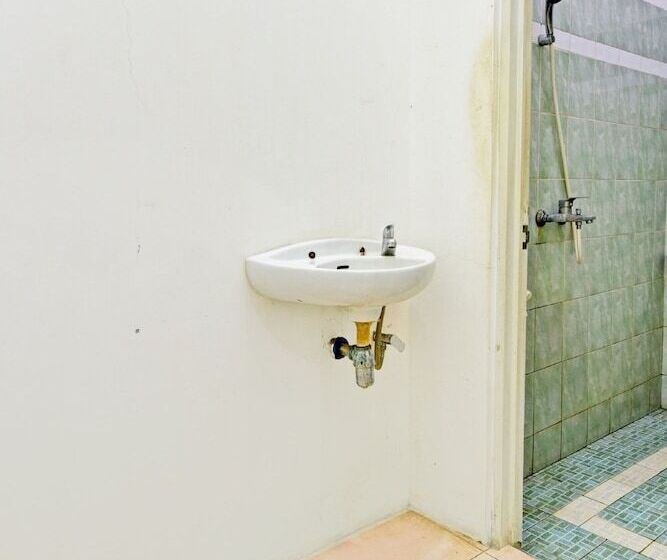 호텔 Oyo 3479  Intan