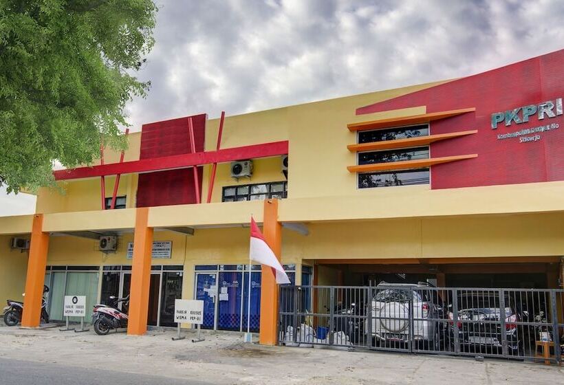 Reddoorz Syariah At Hotel Pandan Wangi Near Alun Alun Sidoarjo