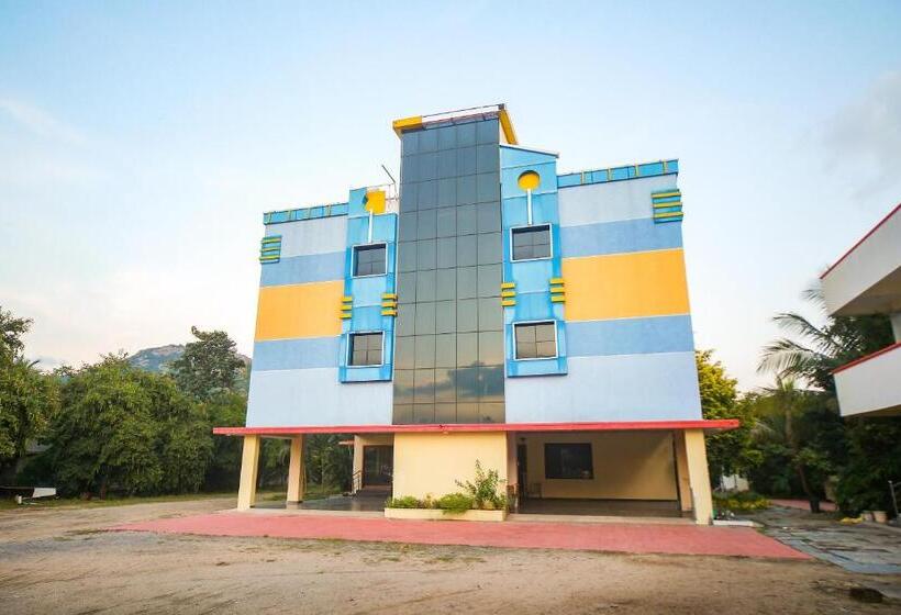 בית מלון כפרי Oyo 65953  Shashva Park
