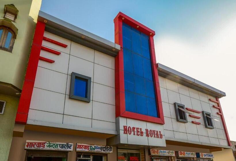 فندق Oyo 70829  Royal