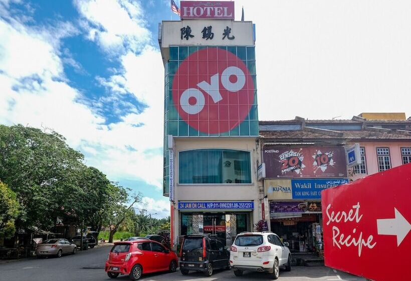 فندق Oyo 89877 Sun Triang