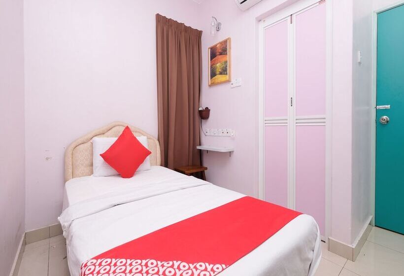 فندق Oyo 89877 Sun Triang