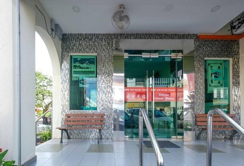 فندق Oyo 89877 Sun Triang