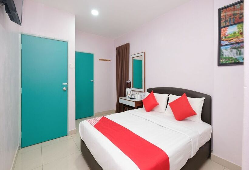 فندق Oyo 89877 Sun Triang