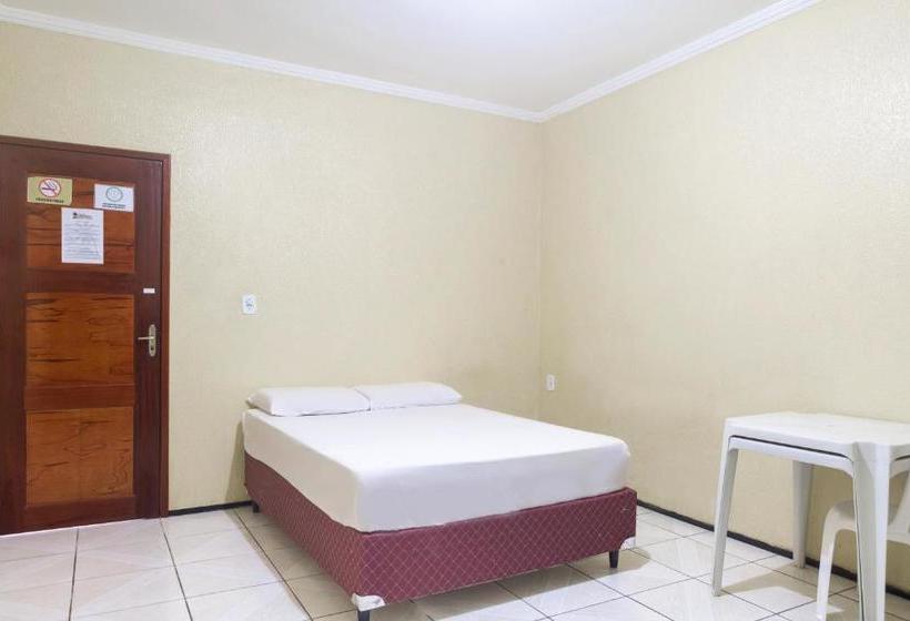 בית מלון כפרי Oyo Pousada Tropical