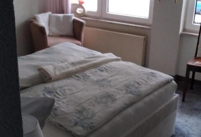 فندق Pension Schulze