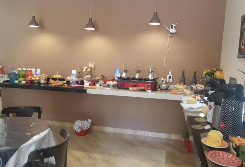 호텔 Pousada Encanto Das Montanhas