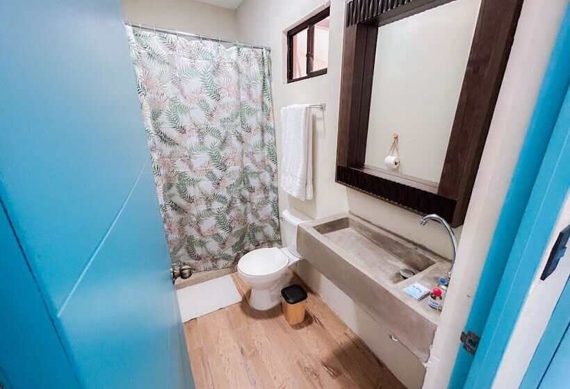 فندق Reef On The Water