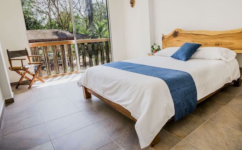 ホテル Restaurante Selva Negra