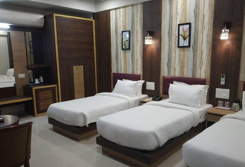 בית מלון כפרי Shiv Palace