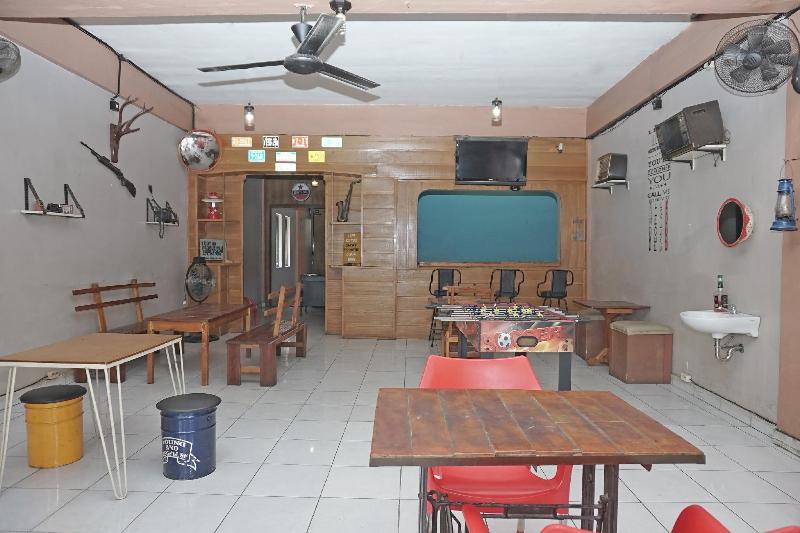 فندق Spot On 2200  Gunung Sari