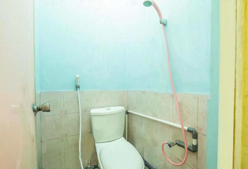 호텔 Spot On 2384 Pondok Nabil