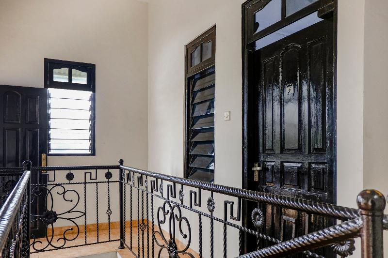 فندق Spot On 2723 Gatsu Kost