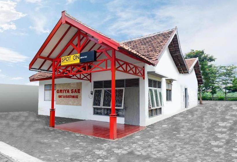 호텔 Spot On 3075 Griya Sae Guesthouse