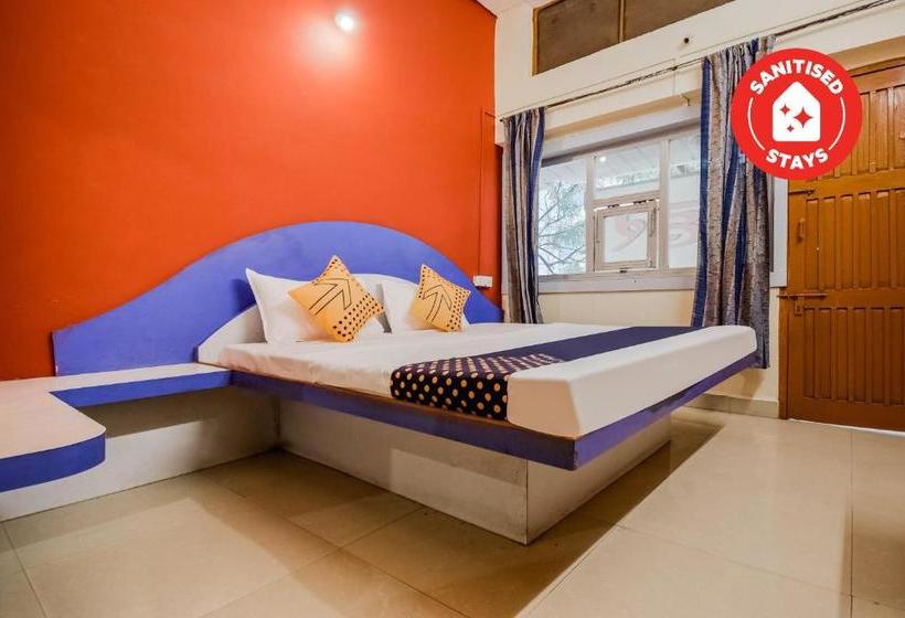 호텔 Spot On 65460  Gulmohar