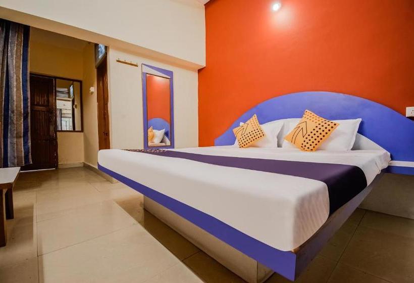 בית מלון כפרי Spot On 65460  Gulmohar