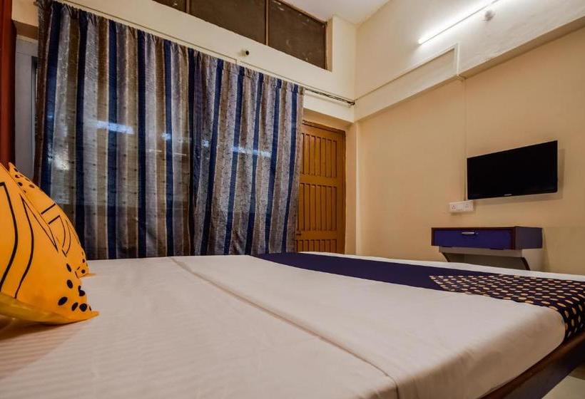 בית מלון כפרי Spot On 65460  Gulmohar