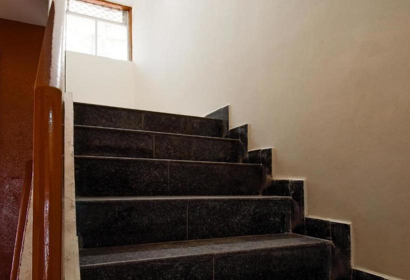 בית מלון כפרי Spot On 65460  Gulmohar