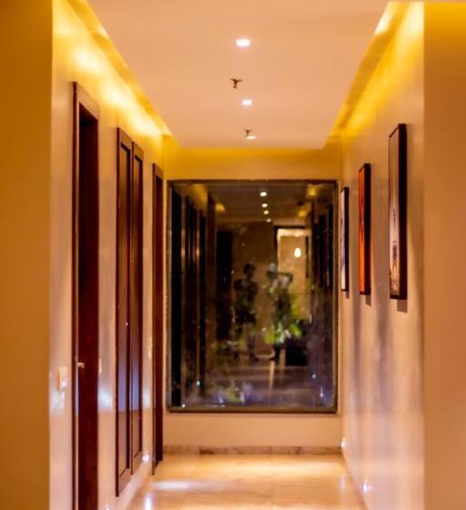 فندق The Bhagwati Resort