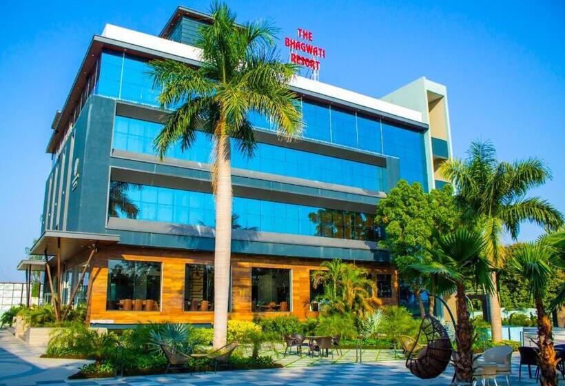 فندق The Bhagwati Resort
