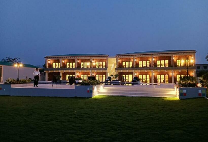 בית מלון כפרי The Creek Boutique Resort & Spa