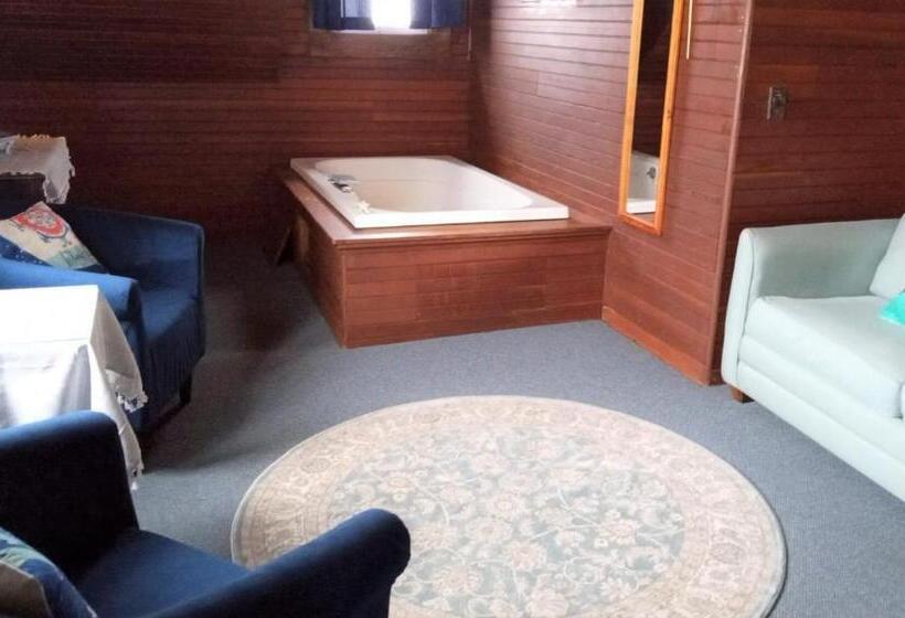 Отель The Sullivan House