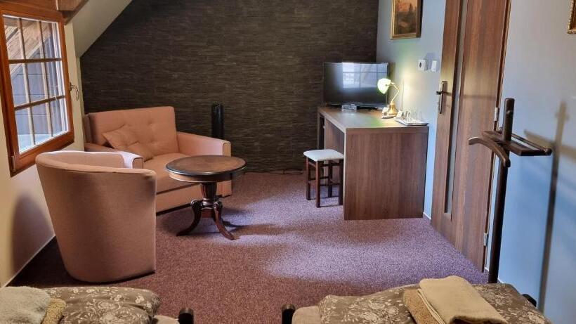 فندق Ubytování 8