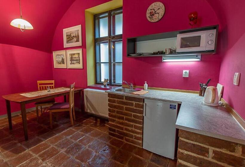 فندق Ubytování 8